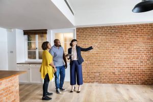 Making Room for a New Career With Flexible Real Estate Classes